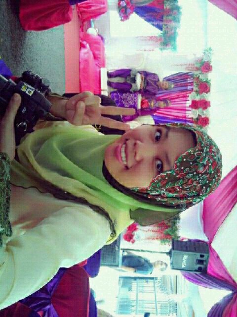 yayan1589's profile picture. Saya tak sombong. Cuma saya jarang senyum bila bjalan. Harhar