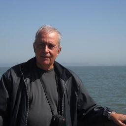 Sociólogo, lector de los grandes novelistas, padre y abuelo, pincharrata de alma (14 estrellas) City Bell, La Plata
