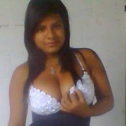 nunca dejes de sonreír ni si quiera cuando estés triste. por que nunca sabes quien pueda enamorarse    de tu sonrisa....    facebook jessica paola delgado reyes