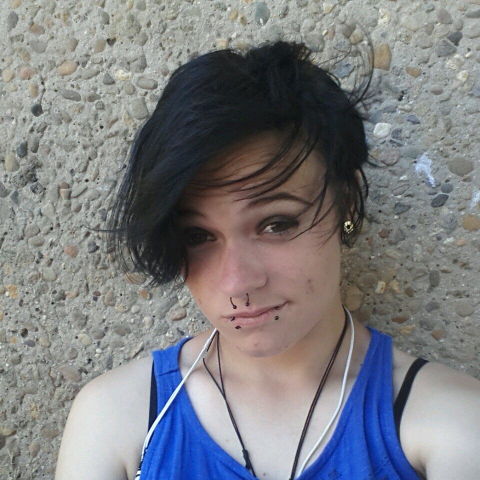 Aliceonacid616's profile picture. 