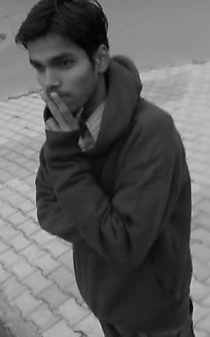 I am the most sexiest person on this earth..hahahahahahha mazak to koi bhi kar sakta hai....