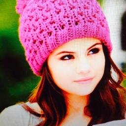 frozaynz's profile picture. vocês falam zerrie e eu ouço marketing