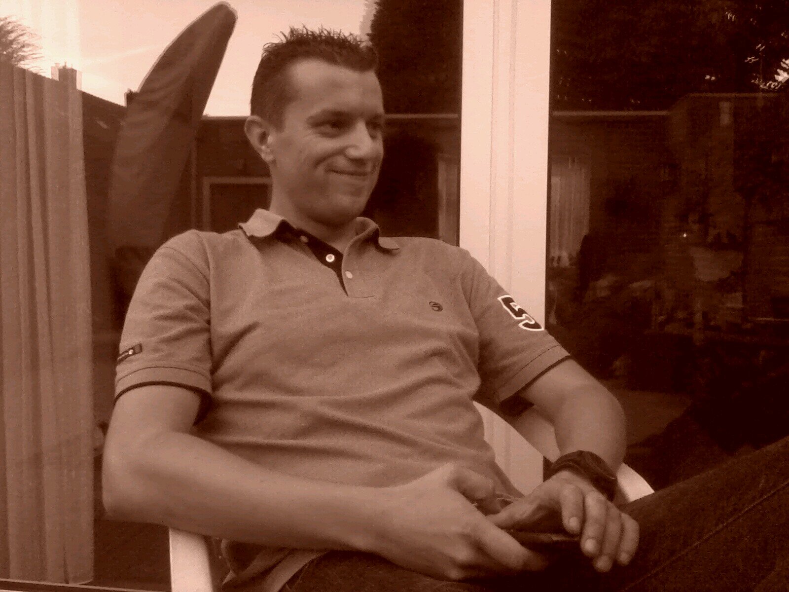 nutje25's profile picture. 