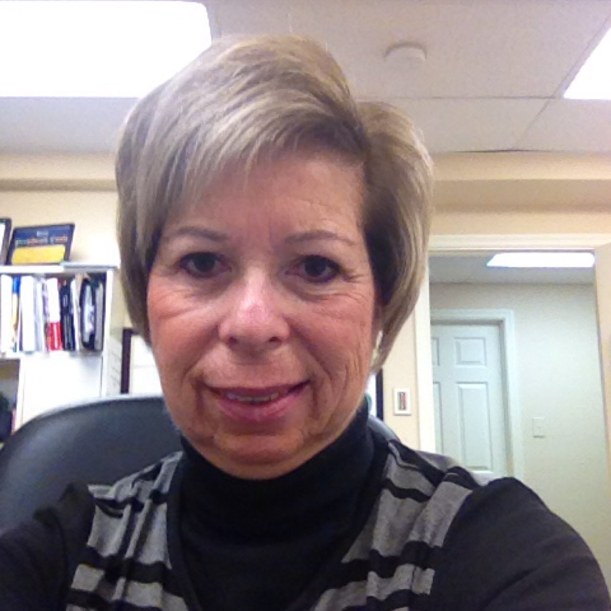 Educational Sales Consultant K-12, wife, mother, Grammy to 4.  Love family, learning, reading, travel.