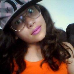 Minhas paixões são : One Direction , Mc Gui , Justin Bieber  e Corinthians ...  Sigo  De Volta   *-*