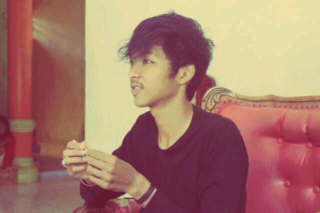 Adririzki's profile picture. Hidup bukan untuk bersedih karena kita terlahir dari orang tua yang bersenang-senang