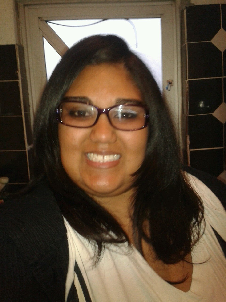 dija_khan's profile picture. 