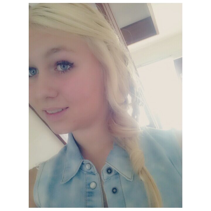 Heeiii. twitterz.....♥