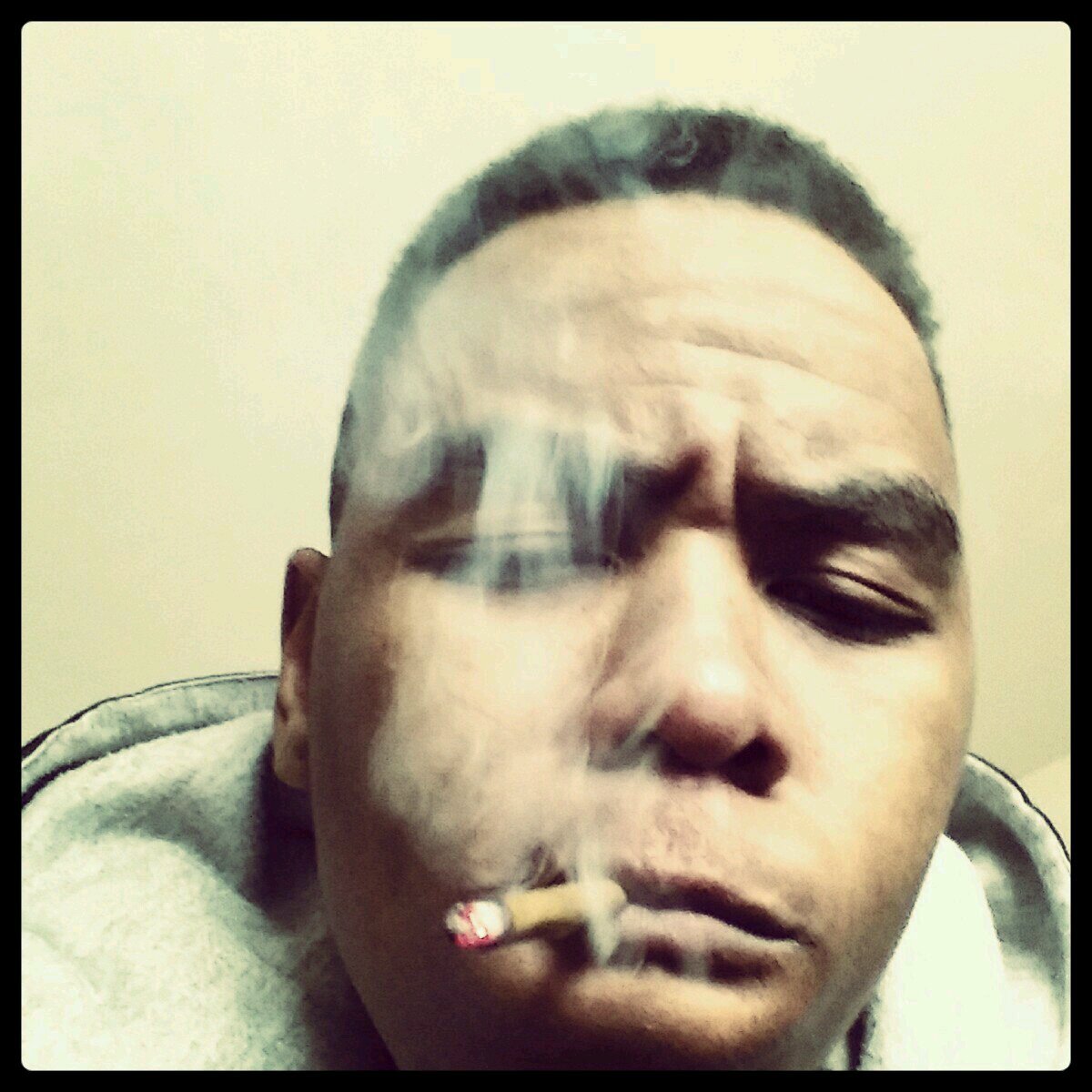 JUS INHALE..