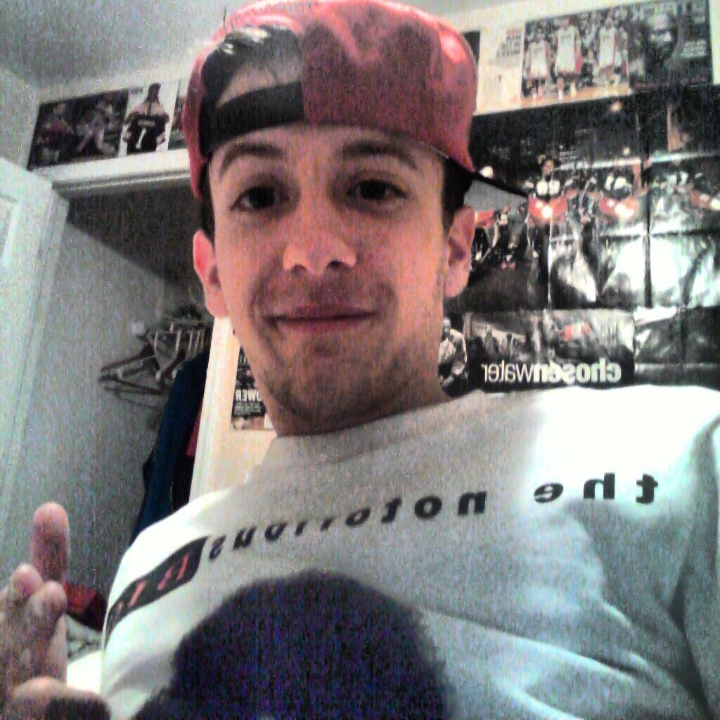 sokrispy81's profile picture. if we get on the treadmill together, there's two things: You're getting off first, or I'm going to die. It's really that simple