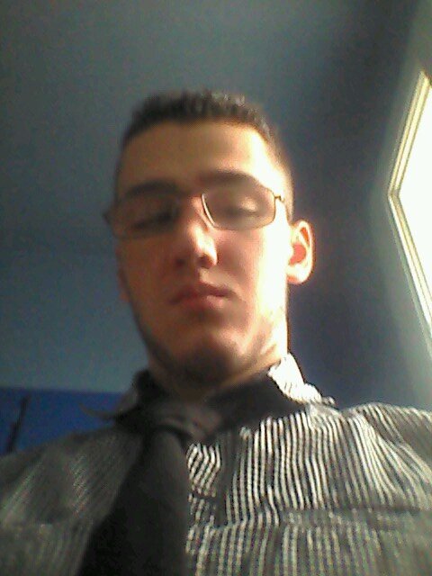 CarrenoVicent's profile picture. #roja #barcelone #okc