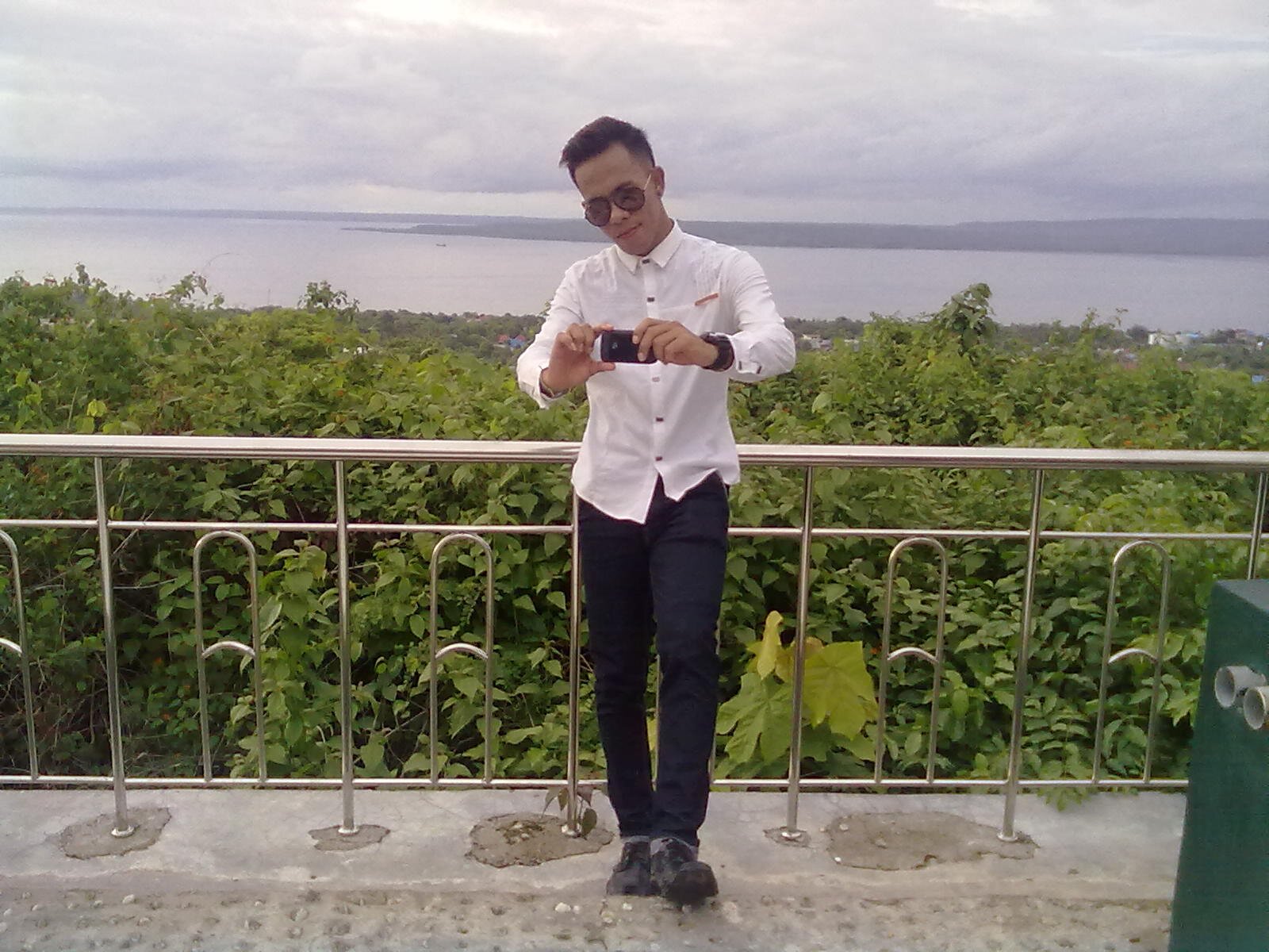panggil saya pak tua :D