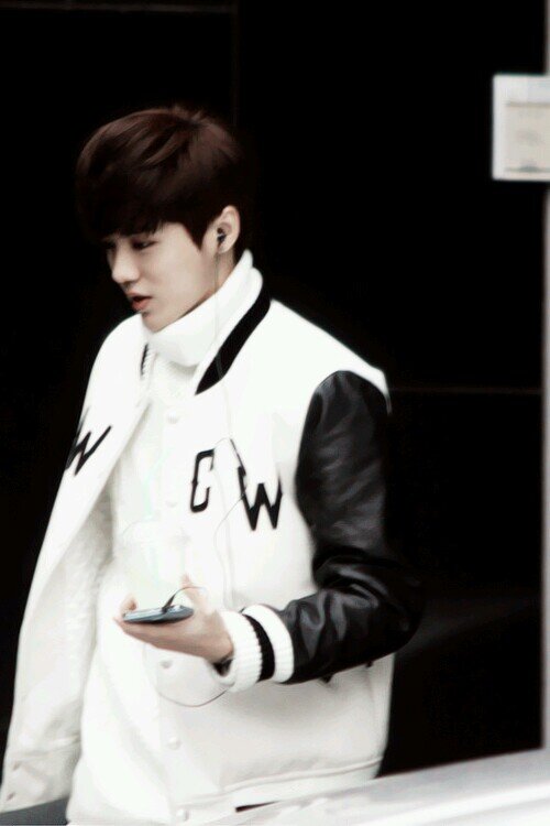 EXO | 9okil