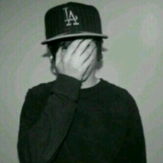 ‏‏‏‏استغفر الله ♡  ! لٱ ٱريڈ شي ; من حيآتي سۆى ٱن ٱگۆن ذگرى جميلہ ..!   ٍ