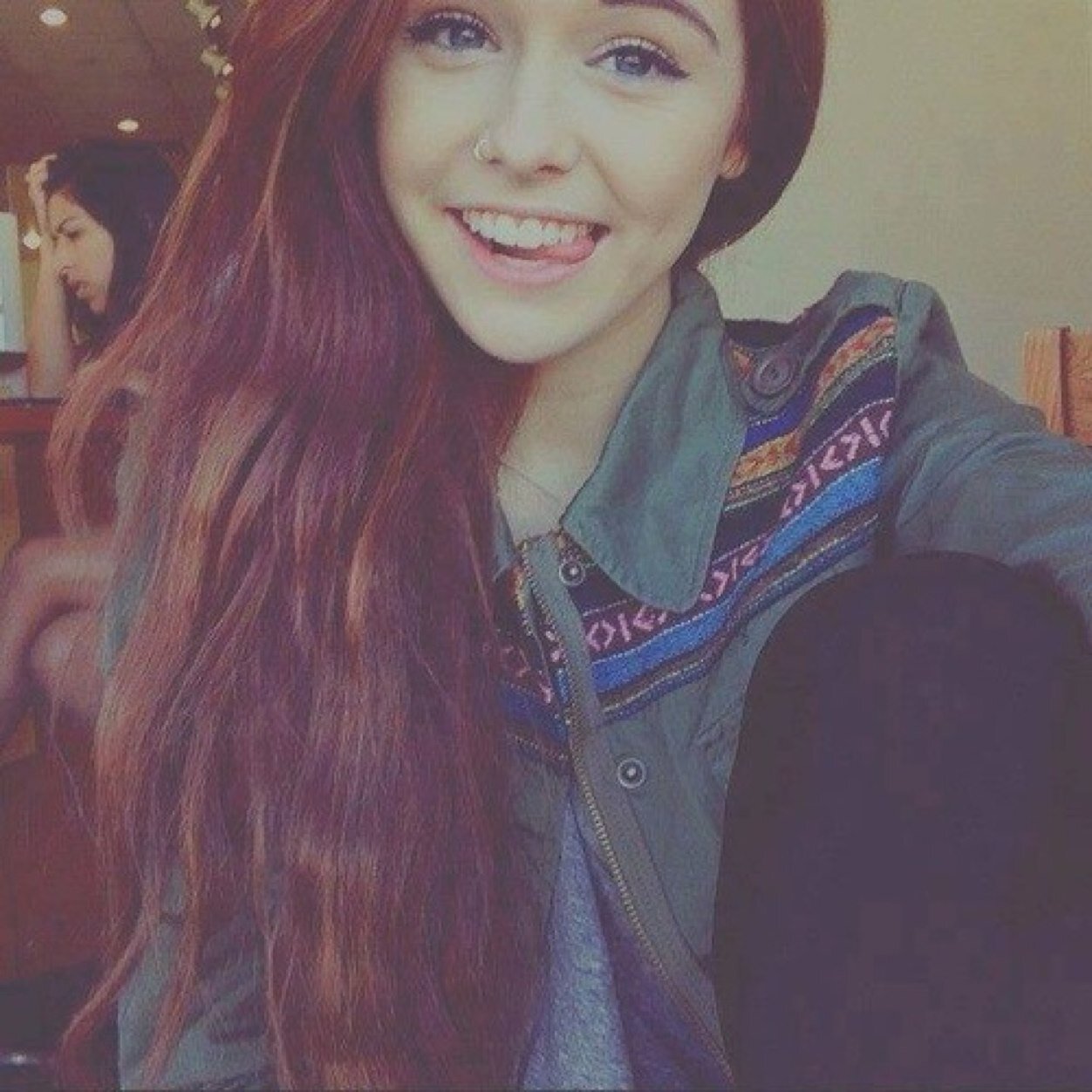 ♥We love ACACIA CLARK 4 ever♥ i am a girl from Netherlands. acacia clark you're so beautiful!!!!!!!! She follows me #MEAW #proudToBeAKitty
