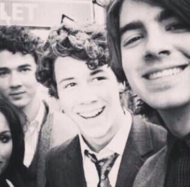 MY MILKSHAKE BRINGS ALL THE BOYS TO THE YARD AND IM LIKE if you're not a jonas brother than ByE