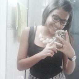 Ouvi dizer que só era triste quem queria . http://t.co/VUZVGB3cHj