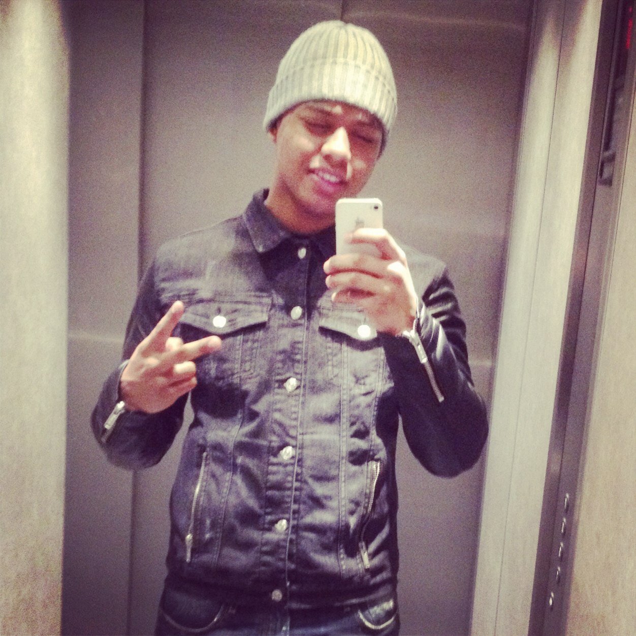 _KevinvanA's profile picture. degene die altijd lacht /NL rugby team u18 / .