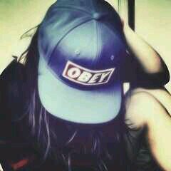 DON'T FOLLOW THIS ACC, FOLLOW @sexftjbieber PLEASE... ILY