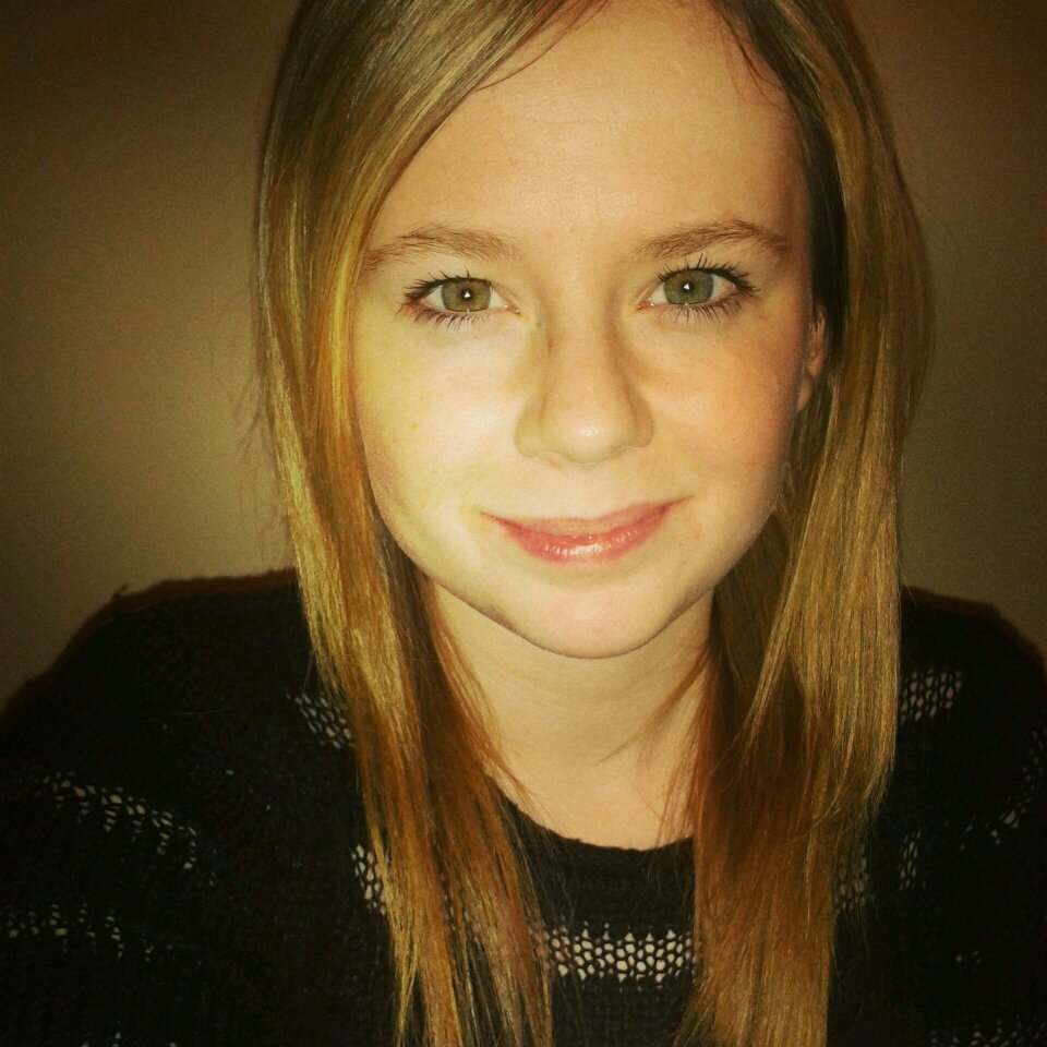 I'm Jenna :) I'll probably follow back, im a big fan of  The Ellen Show  follow