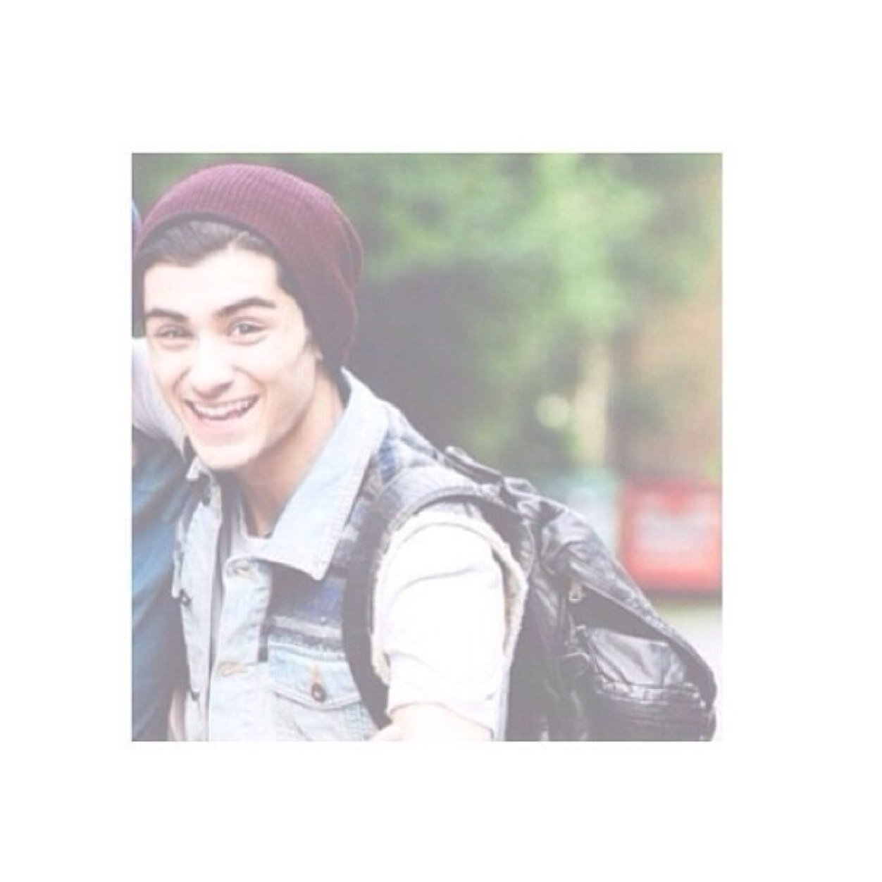 I just gave you a free follow . Follow back on my real acc @blondebeautyyx