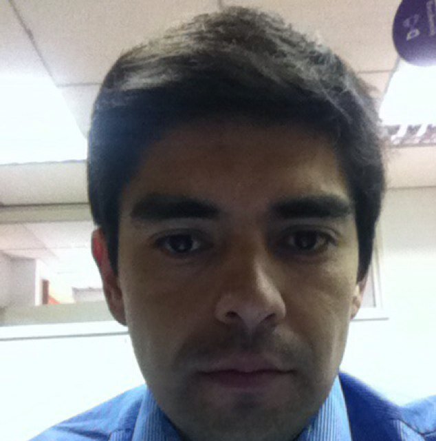 33 años,Ing Comercial, Agente de Seguros..