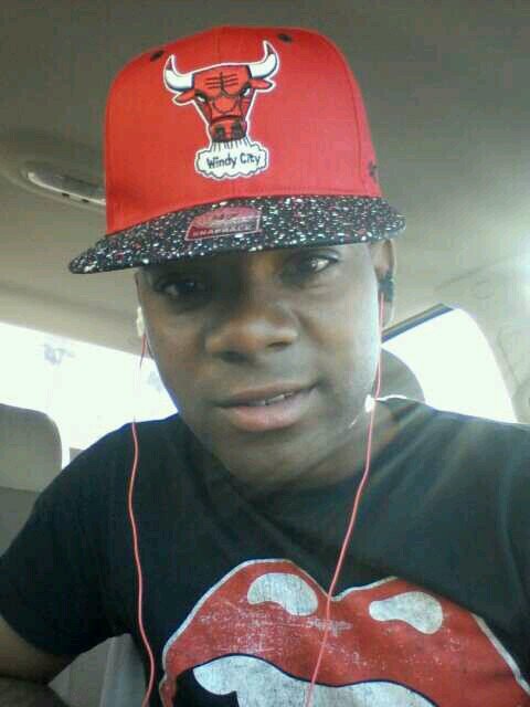 full time grind......@mariahsawthat is my wife......... da movement/ purp gang / ymsmb/ cant stop ballin/ bankhead/ T.S.R.M