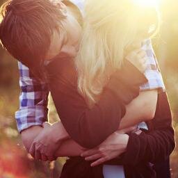 DM your crush a sweet message and we tweet it ♥ Shhhh, we keep secrets :)