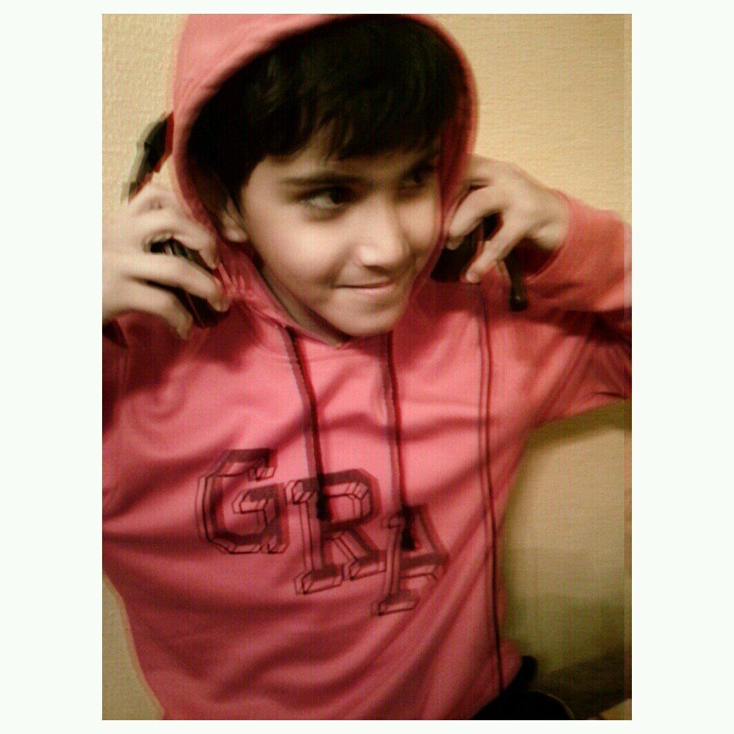عمرّ العمر العددي ما كانِ عمره له علاقهّ بعُمر العقل. Ps3 is my love and my live. #هلال_سامي