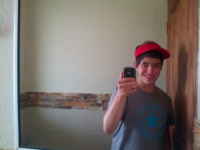 Simpatico alegre y muchos mas..