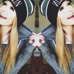 Hiii :) I'm Acacia. ♡ ♡ ♡ Have more than you show and speak less than you know.