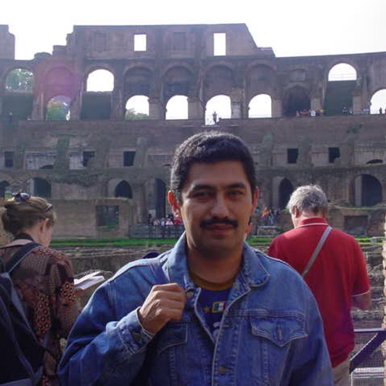 Maestro en ingenieria laborando en plataformas petroleras y con amplia experiencia en el medio