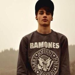 fckestalex2's profile picture. Backup for @fckestalex
 bye.