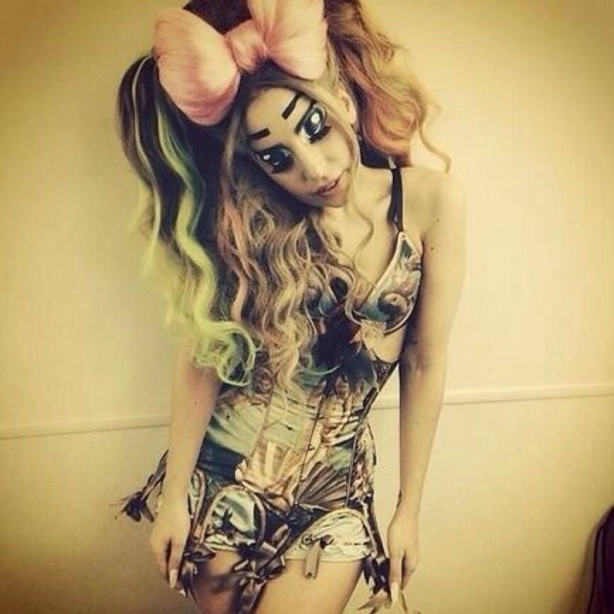 JustFreeGaga's profile picture. Hey! You just got a free follow! Please follow @gagas_unicornx in return, she'll follow back!
