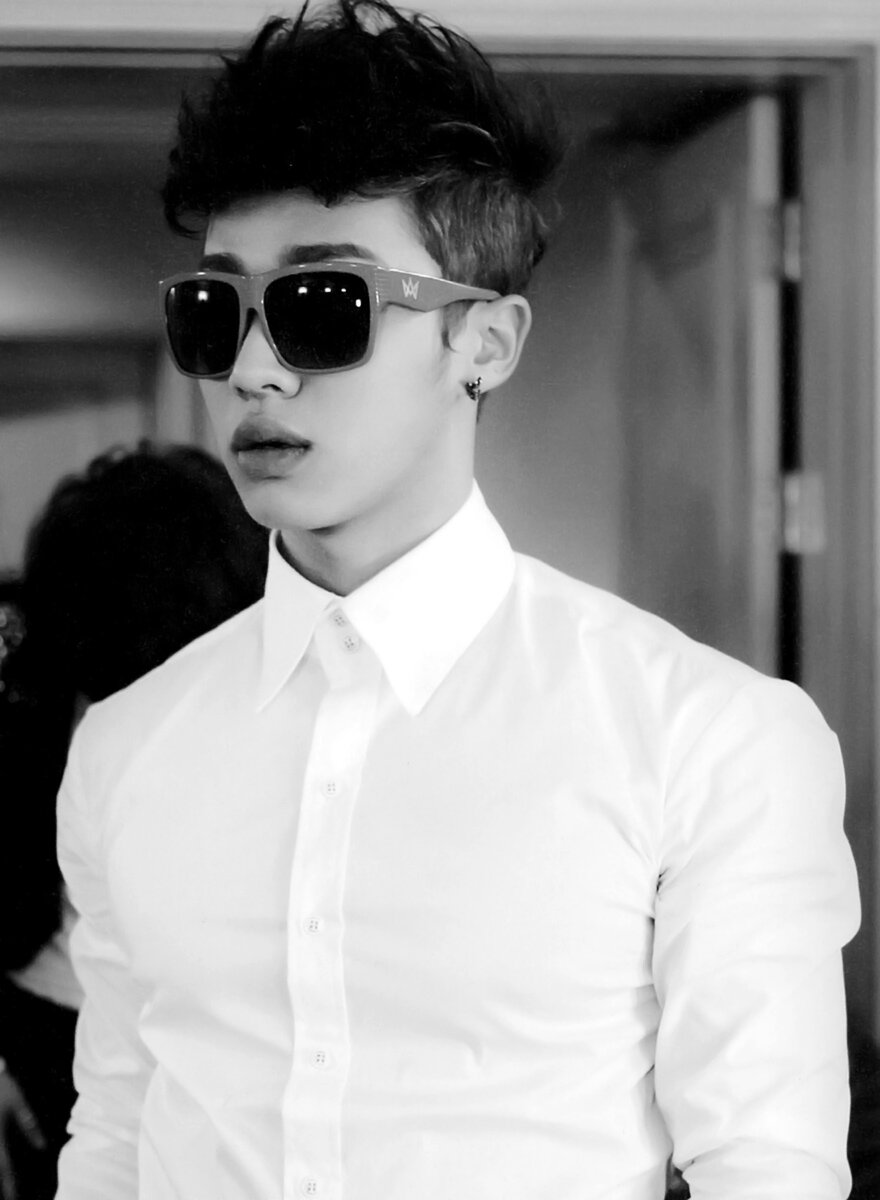 The real one @B2stGK ║ Handsome since ©1990