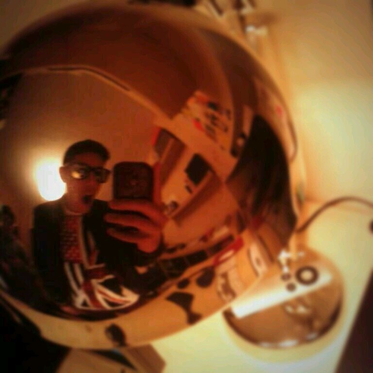 YouTuber Granadino con ganas de crecer haciendo lo que me gusta.. Grabar y Editar :D | Conocido como ElDelPalo. Yo y mi GoPro somos Felices.