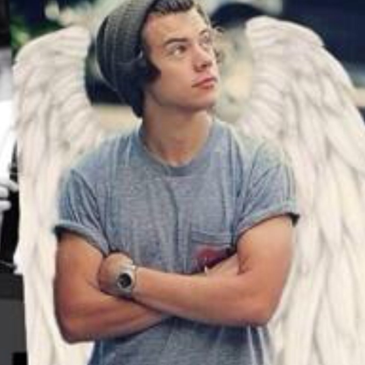 Follow @StrawZarryPie thaaannks. xx