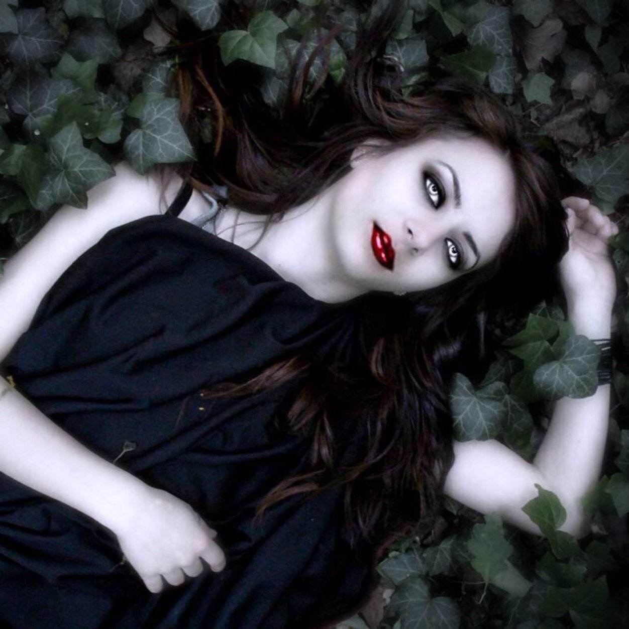 So sweet, so innocent, so free-spirited and kindhearted I used to be.... I fell into a world of lies and dark temptations. Nineteen years old and immortal.