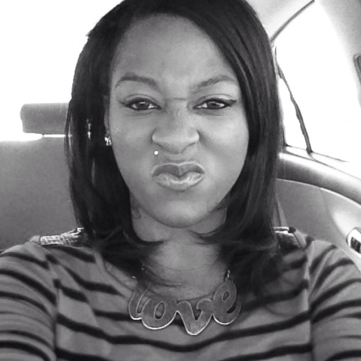 Hi my NAme is LAporsha!! Im a very cool laid back kind a of chick!! My hobies are dancing, singing, doing hair!!