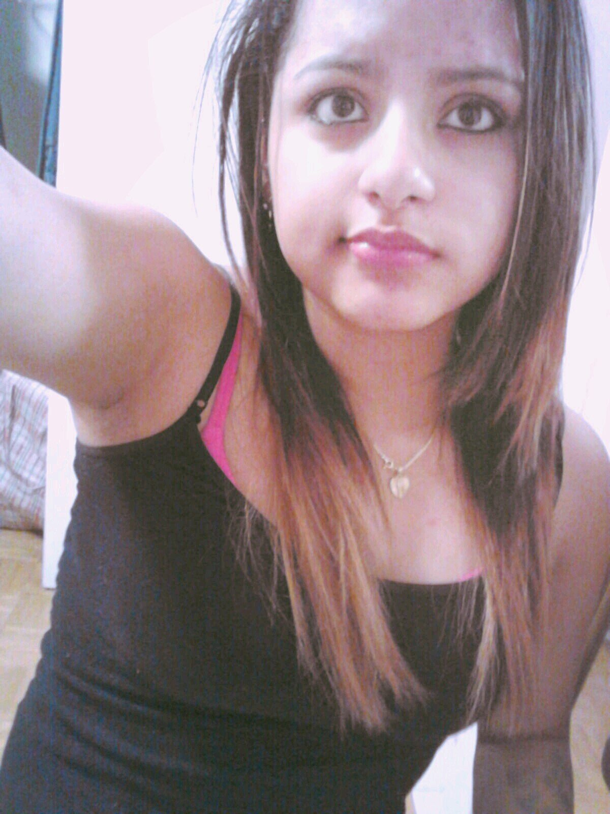 Im 15 years old.. Proudly Salvadorian.. Follow me and Im gonna follow u back....