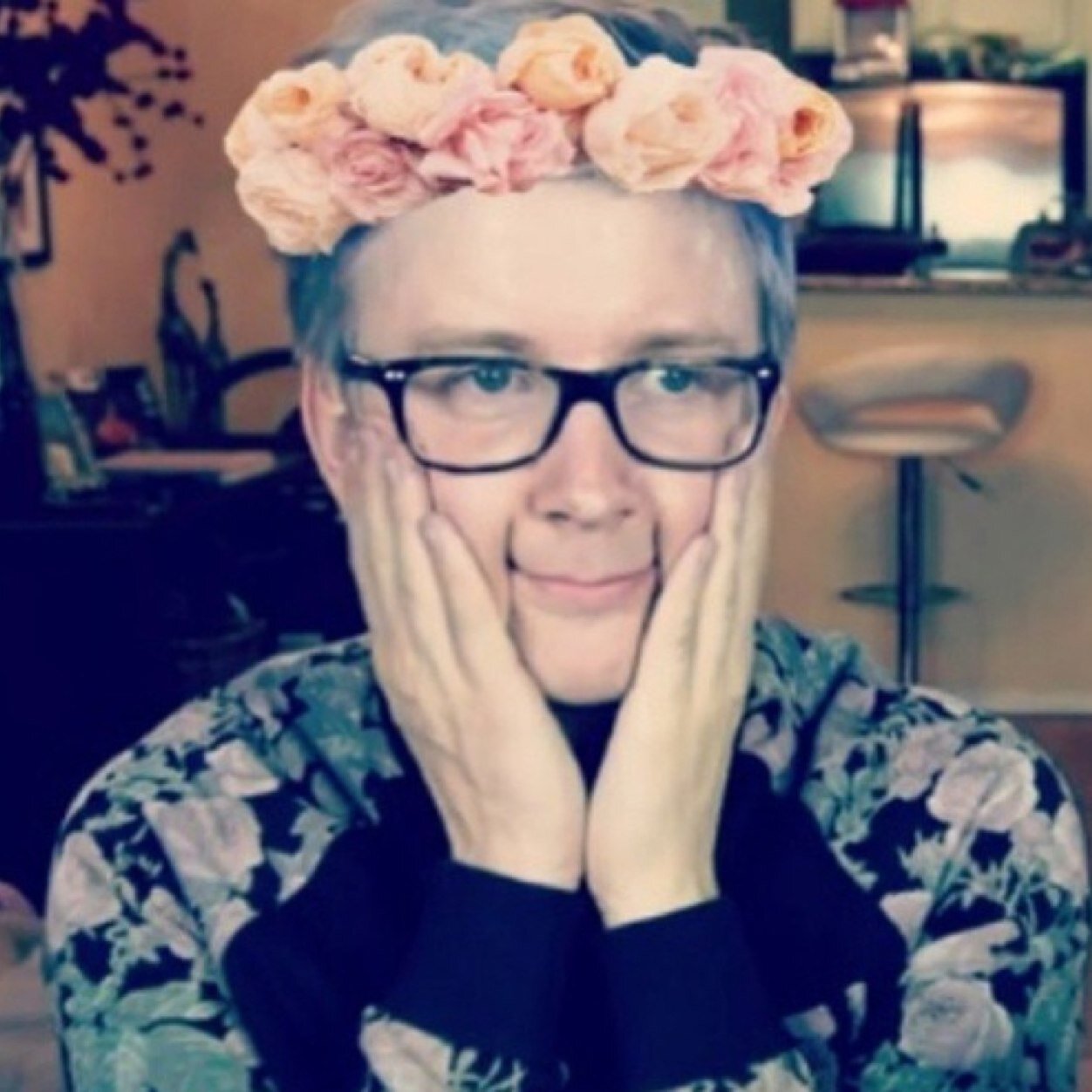 i like eddie redmayne, anime, musicals, youtubers, and ice cream. sometimes i think i was born to fangirl over endless topics for hours