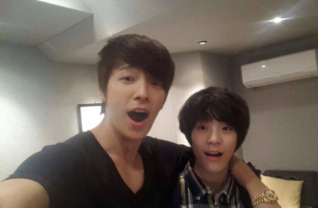 Lee Donghae Of Super Junior | Single Need Couple