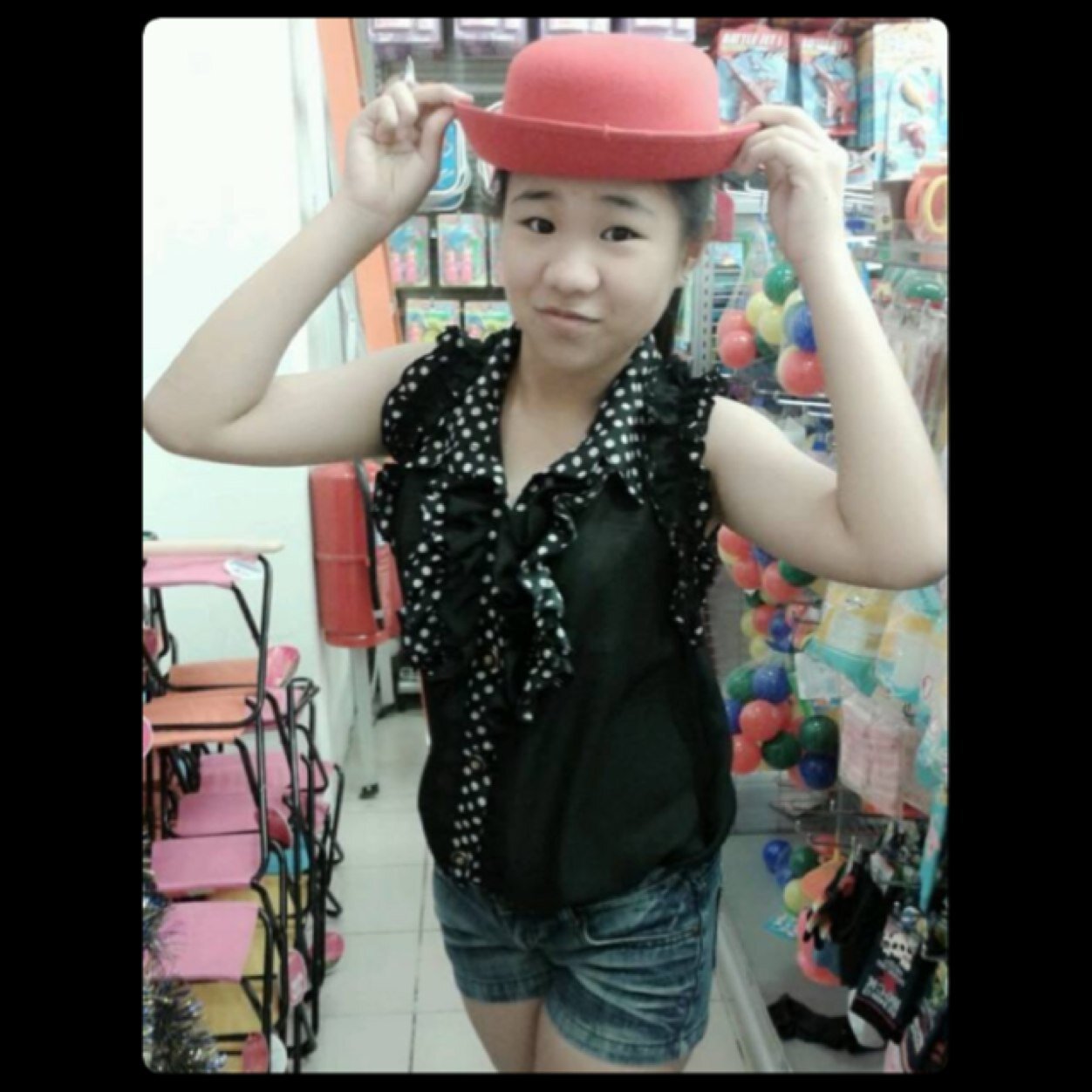 爱黄鸿升！！！if u follow me,,i will follow back!!