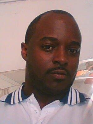 Carolinaerickk3's profile picture. Follow me @carolinaerickk Please #retweet my tweets on wall thanks !!