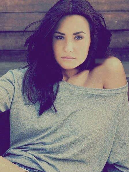 I Follow You ... You Don't Follow Me but Follow @ddlovato_4life Thanks