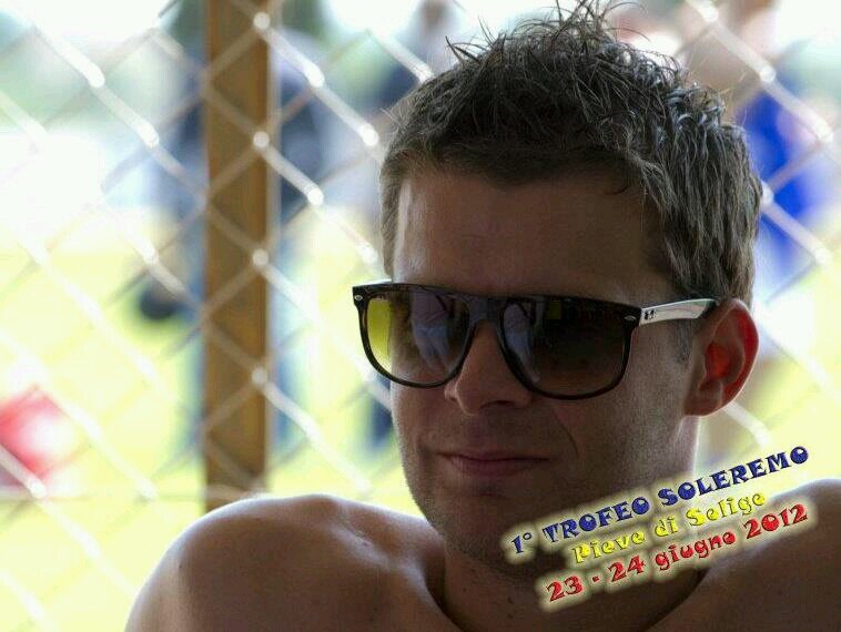 enrizanin's profile picture. 