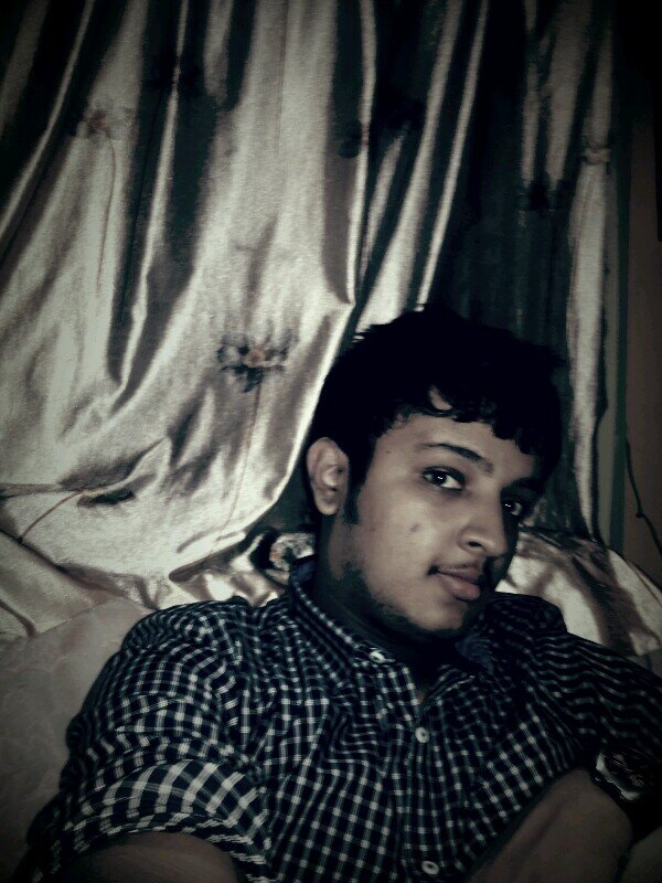 Love music, Love food, Love sleep , Love travelling :D, Business student..