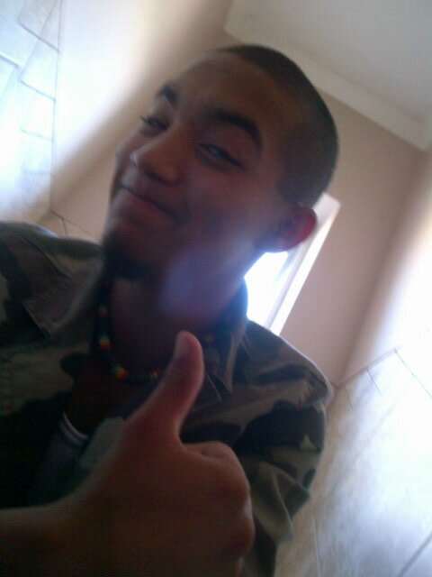 Picture the room full of clouds table full smoke, sipping lean with my niggers,white bitches sniffing coke#