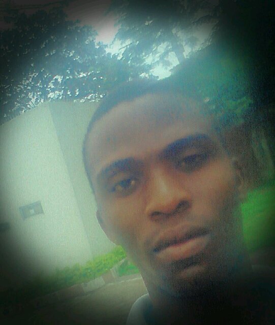 A COOL AND NICE GUY, LIKES: READING, SPORT AND DATING.            DISLIKE: INDISCIPLINE AND LAZINESS.