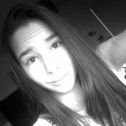 Mes potes? Ma famille? Ma vie.